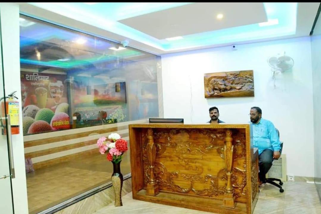 Hotel Shalimar Executive, Uran Islampur Peth  Extérieur photo